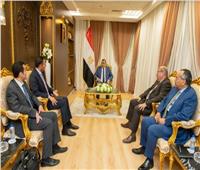 وزير الإنتاج الحربي يبحث التعاون المشترك مع مسؤولي «الخليج للمصاعد»