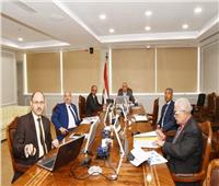 وزير الإسكان يتابع إجراءات مشروع رفع كفاءة محطة معالجة الصرف الصحي بالإسكندرية