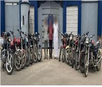 بلاغ «التلميذ والأستاذ» يقود الأمن العام لضبط لصوص الدراجات النارية بسوهاج 