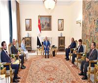 الرئيس السيسي يؤكد اهتمام مصر بتعزيز التعاون مع فرنسا لنقل الخبرات والتكنولوجيا