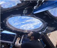 رائد الفضاء الإماراتي يكشف تفاصيل جديدة حول رحلة عودته إلى الأرض