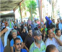 لليوم الثاني.. توافد المواطنين لتحرير توكيلات للرئيس السيسي بحدائق القبة