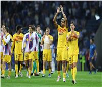 المجموعة الثامنة بدوري الأبطال| برشلونة يؤمن صدارته وصراع ثنائي على الوصافة