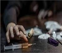 دراسة: الأمريكيون الأقل تعليمًا أكثر عرضة للوفاة جراء الجرعة الزائدة من المخدرات