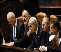 وزراء الحكومة الإسرائيلية يضطرون لإخلاء قاعة اجتماعهم بسبب صواريخ المقاومة