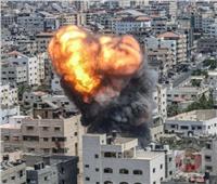 استشهاد أكثر من 40 فلسطينيًا خلال قصف منزل في خان يونس