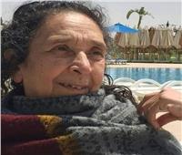 تشييع جثمان الناقدة سهام عبد السلام بمسجد السيدة نفيسة