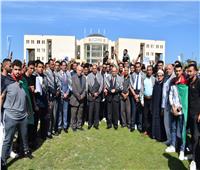 طلاب جامعة سيناء يؤدون صلاة الغائب على أرواح الشهداء الفلسطينيين