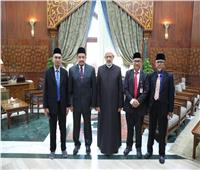 الإمام الأكبر: الأزهر خصص 267 منحةً دراسيةً لطلاب إندونيسيا 