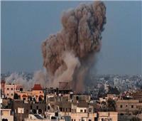 استشهاد 8 فلسطينيين وإصابة آخرين في قصف إسرائيلي لمنزل شرق قطاع غزة