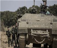  إذاعة الجيش الإسرائيلي: قوات برية توغلت في قطاع غزة ليلاً بهدف مهاجمة مواقع لـ«حماس»