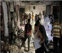 «العربية لحقوق الإنسان» تدين جرائم الاحتلال بمدرسة الفاخورة ومخيم المغازي