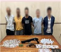 الأمن العام يضبط 5 عناصر إجرامية بـ«مخدرات وأسلحة نارية» بالمحافظات  