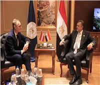 وزير السياحة يبحث مع سفير لاتفيا بالقاهرة أوجه التعاون بين البلدين