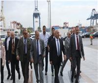  وزير النقل يتفقد محطة «تحيا مصر» متعددة الأغراض 