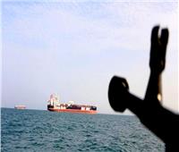الحوثيون يختطفون سفينة إسرائيلية ويقتادونها إلى اليمن