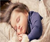 خطوات بسيطة لتعود الطفل على النوم بمفرده 