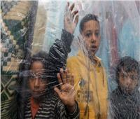 معاناة بين المخيمات والأجواء الباردة.. الأمطار تُجهد أوضاع النازحين في غزة