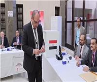توافد المصريين بالسعودية على صناديق الاقتراع للتصويت في الانتخابات الرئاسية.. صور