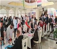 لليوم الثاني.. توافد المصريين بسلطنة عمان للمشاركة في الانتخابات الرئاسية