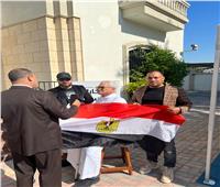 توافد الناخبون في البحرين على السفارة المصرية للمشاركة في الانتخابات الرئاسية .. صور 