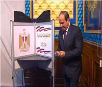 الرئيس السيسي يدلي بصوته في الانتخابات الرئاسية.. صور