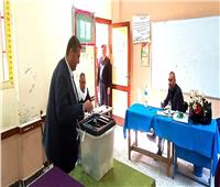 رئيس جامعة العريش يدلي بصوته في الانتخابات الرئاسية
