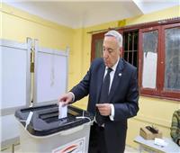 رئيس المحكمة الدستورية العليا يدلي بصوته في الانتخابات الرئاسية