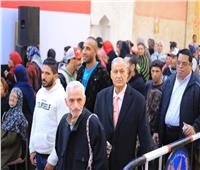 طوابير من الناخبين أمام لجنة مدرسة محمد فريد بشبرا للإدلاء بأصواتهم في الانتخابات الرئاسية 