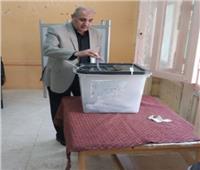 رئيس كهرباء مصر العليا يدلي بصوته في الانتخابات الرئاسية بأسوان