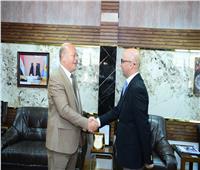 رئيس جامعة سوهاج يستقبل الملحق الثقافي لسفارة المملكة الأردنية  