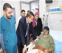 محافظ المنوفية يتفقد مستشفى قويسنا ويقرر إحالة  105 من العاملين للتحقيق  