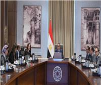 رئيس الوزراء يستعرض استراتيجية تطوير البورصة المصرية