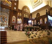 كاتدرائية ميلاد المسيح تستعد لاستقبال المصلين قبل بدء قداس عيد الميلاد| صور 
