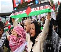 الآلاف يتظاهرون في واشنطن خلال يوم التحرك العالمي من أجل غزة