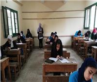 أولى وثانية ثانوي .. 28806 طالب وطالبة يؤدون امتحانات الفصل الدراسي الأول بقنا