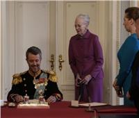 ملكة الدنمارك تغادر قصر الحكم لهذا السبب