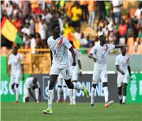 غينيا تتقدم على الكاميرون بهدف في الشوط الأول بكأس الأمم الإفريقية 