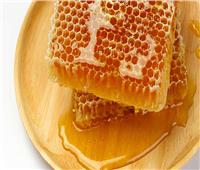 أبرزها حماية الكبد من الأمراض.. تعرف على فوائد شمع العسل