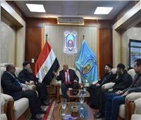 رئيس جامعة الأقصر يستقبل وفد مطرانية قنا للأقباط الأرثوذكس