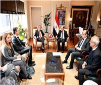 وزير الصناعة يبحث مع سفير إيطاليا تعزيز التعاون الاقتصادي بين البلدين