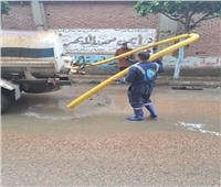 جهود مكثفة لإزالة تراكمات مياه الأمطار من شوارع  البحيرة 