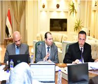 شحاتة يواصل اجتماعاته مع اللجنة المختصة بدراسة ملاحظات مشروع قانون العمل