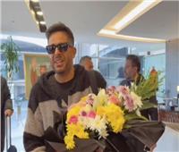 ‏وصول محمد حماقي للسعودية استعدادًا لحفل موسم الرياض | فيديو