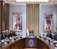 رئيس الوزراء يتابع موقف مشروعات إعادة إحياء القاهرة التراثية