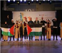 جمهور مهرجان أسوان يتفاعل بحماس مع فرقة فلسطين| صور
