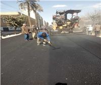 ضمن الخطة الاستثمارية.. استكمال أعمال الرصف بحي شرق أبوقرقاص