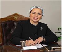 السيدة انتصار السيسي في رسالة تهنئة بعيد الأم: «مشاعرها متجردة من أي مصالح»