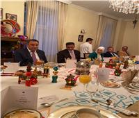 الاتحاد العام للمصريين بالنمسا والإعلاميون على مائدة إفطار السفير