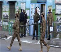 السلطات الباكستانية تنشر 100 ألف شرطي وعسكري لضمان الأمن خلال صلاة عيد الفطر